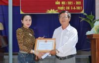 Hoa hậu thiện nguyện L&yacute; Kim Ng&acirc;n thăm v&agrave; tặng Lễ phục Tốt nghiệp cho học sinh Trường tiểu học Ho&agrave; B&igrave;nh - T&acirc;y Ninh