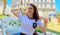 Doanh nh&acirc;n Ngọc Huyền: Ch&uacute;ng ta c&oacute; thể l&agrave;m đẹp m&agrave; kh&ocirc;ng cần đến dao k&eacute;o!