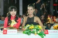 H'Ăng Ni&ecirc; khoe nhan sắc rạng rỡ tr&ecirc;n ghế n&oacute;ng 'Miss UEF 2019'