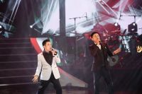 Tuấn Hưng xuất hiện bất ngờ, h&aacute;t kh&ocirc;ng c&aacute;t x&ecirc; trong show Quang H&agrave;