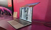 Lenovo h&eacute; lộ concept m&aacute;y t&iacute;nh x&aacute;ch tay m&agrave;n h&igrave;nh gập, chạy bằng năng lượng mặt trời