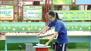 Chuyến Xe Nhân Ái: Vượt qua nỗi đau mất vợ, người đàn ông một mình bươn chải nuôi con gái nên người