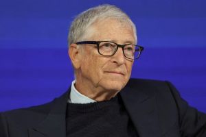 Bill Gates ngoại t&igrave;nh với hai phụ nữ