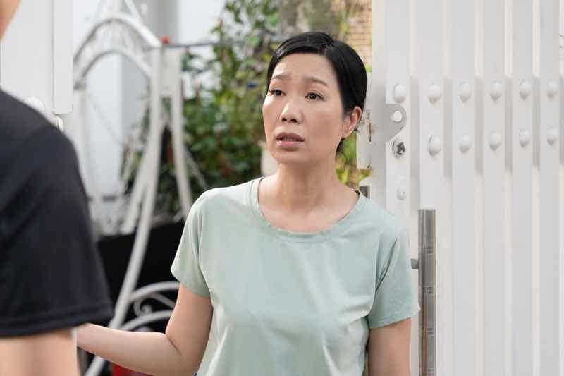 NSND Trịnh Kim Chi ra mắt cùng lúc 2 vai diễn đầu tháng 11