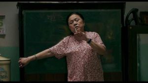 NGHỆ SĨ ÁI NHƯ UỐNG BIA, HÚT THUỐC... TRONG BEST CUT “PHÁ ĐÁM: SINH NHẬT MẸ”