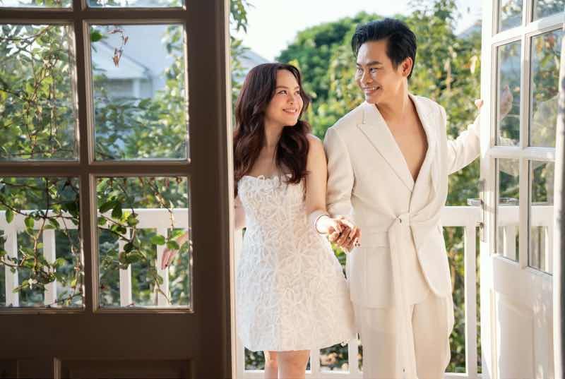 MC Hồng Ph&uacute;c l&agrave;m studio tại gia tặng vợ, kỷ niệm 27 năm y&ecirc;u v&agrave; cưới