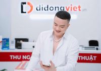 L&yacute; do ca sĩ Cao Th&aacute;i Sơn h&agrave;o ph&oacute;ng chấm Di Động Việt 10 điểm khi đến mua iPhone 16 Pro Max