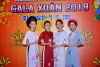 D&agrave;n mẫu danh tiếng Việt chung tay c&ugrave;ng NTK Việt H&ugrave;ng mang Tết ấm về cho trẻ em ngh&egrave;o