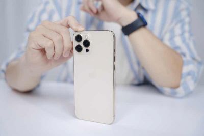 Có nên mua iPhone cũ mùa Black Friday?