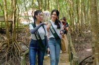 Hoa hậu Đỗ Lan Anh trồng c&acirc;y tại Cần Giờ