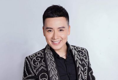 Hoàng tử Remix Nguyễn Hoàng Nam lịch lãm trong trang phục vest đốn tim phái đẹp