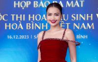 Hoa hậu Ngọc Ch&acirc;u diện đầm đỏ quyến rũ trong họp b&aacute;o ra mắt Hoa hậu sinh vi&ecirc;n H&ograve;a b&igrave;nh Việt Nam