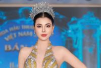 &Aacute; hậu L&ecirc; Kim Khoẻ đắt show event được thầy c&ocirc; tạo điều kiện lịch học