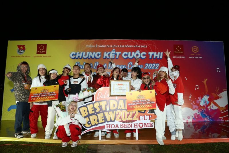Nhóm Milky Way Crew xuất sắc giành ngôi vị Quán quân "Dalat Best Dance Crew 2022"