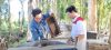 MC Năm Ch&agrave; v&agrave; trải nghiệm thu hoạch mật ong trong Việt Nam 365 ng&agrave;y th&uacute; vị