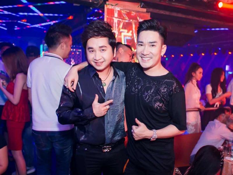 Bằng Cường kỷ niệm 25 năm ca h&aacute;t