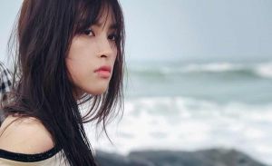 Bom tấn drama "Ốc mượn hồn" tung poster: M&agrave;n ho&aacute;n đổi "ch&iacute;nh thất - tiểu tam" t&aacute;o bạo nhất m&ugrave;a h&egrave; 2026