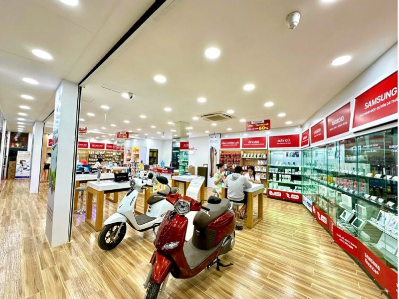 Di Động Việt phát triển mô hình trung tâm mua sắm công nghệ: Hàng trăm quà miễn phí, sản phẩm chính hãng từ 1 nghìn đồng