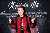 Ca sĩ Nguy&ecirc;n Vũ tr&igrave;nh l&agrave;ng MV ''triệu view'' B&oacute;ng Đ&ecirc;m