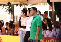 Diễn vi&ecirc;n Cao Th&aacute;i H&agrave; bật kh&oacute;c v&igrave; đồng cảm trước nỗi đau mất cha của em nhỏ mồ c&ocirc;i