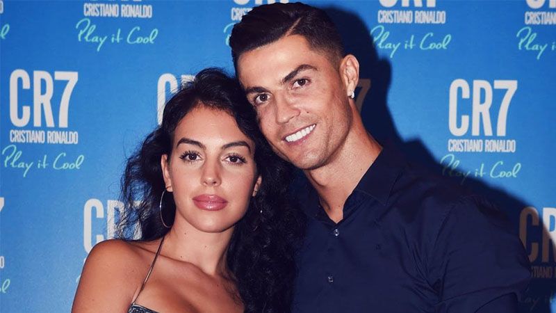 Christiano Ronaldo đau lòng khi mất con trai