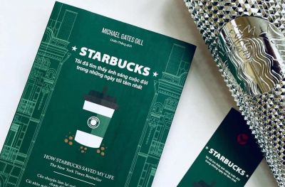 Review sách: Stabucks Tôi đã tìm thấy ánh sáng cuộc đời trong những ngày tối tăm nhất - Tác giả Michael Gates Gill