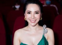 Hoa hậu Ch&acirc;u Ngọc B&iacute;ch tất bật chạy 2 show một ng&agrave;y cuối tuần