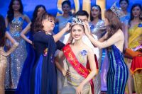Phạm Thị Quỳnh Như đăng quang Hoa kh&ocirc;i Đại học quốc tế S&agrave;i G&ograve;n Miss SIU