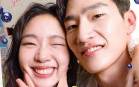 Kim Go Eun v&agrave; Steve Sanghyun Noh YOLO hết nấc trong trailer ch&iacute;nh thức của Đ&ocirc;i Bạn Học Y&ecirc;u